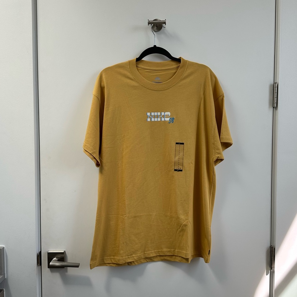 Nike SB t-shirt